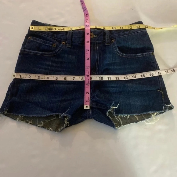 Levi’s 511 Denim Cut Off Jean Shorts Vintage Y2K Waist 26 Womens 2 XS Levis - Picture 7 of 11